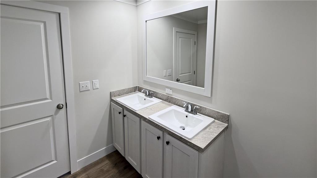 121 Hampton Drive Property Photo 10