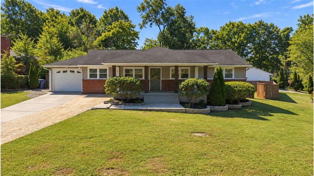 258 Rockin Hill Drive Property Photo 1