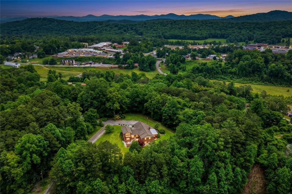 2850 Appalachian Highway Property Photo 3