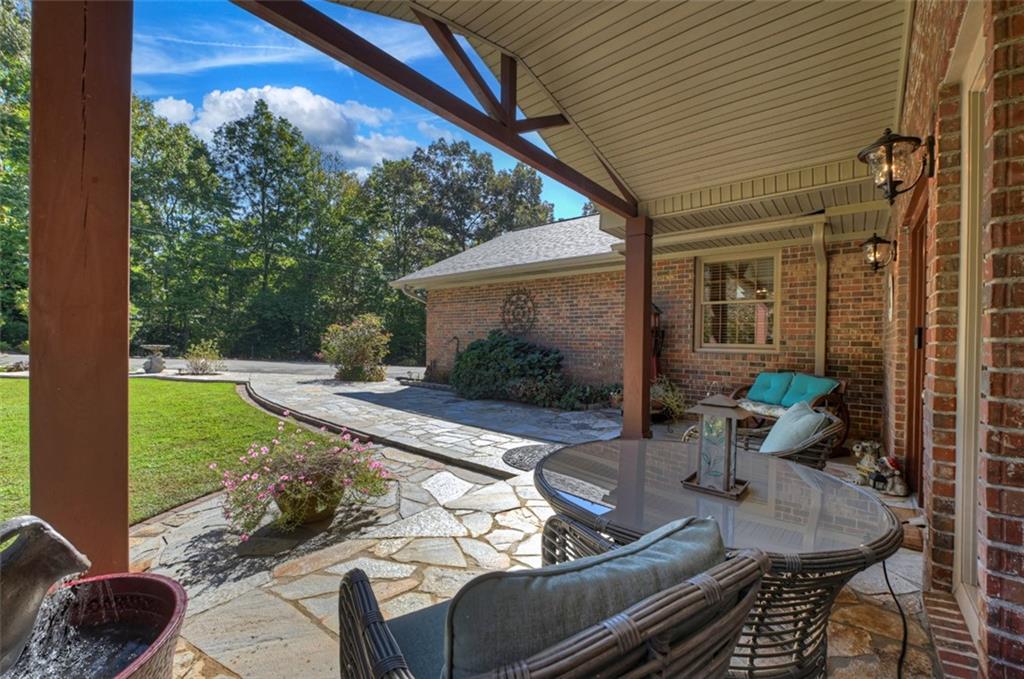 2850 Appalachian Highway Property Photo 11