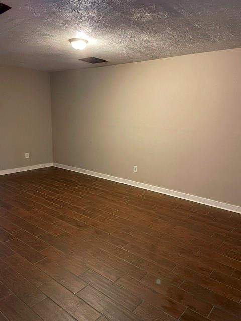 1111 Pine Tree Trail Property Photo 7