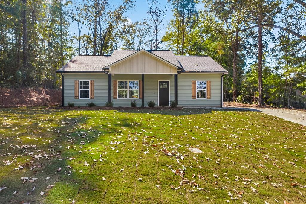 652 Harris Circle Property Photo 1