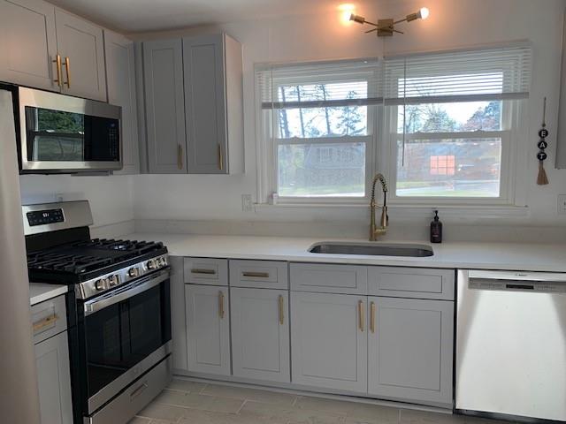 470 Karen Drive Property Photo 9