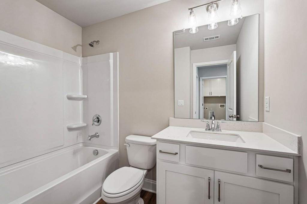 4240 Cavalier Way Property Photo 34