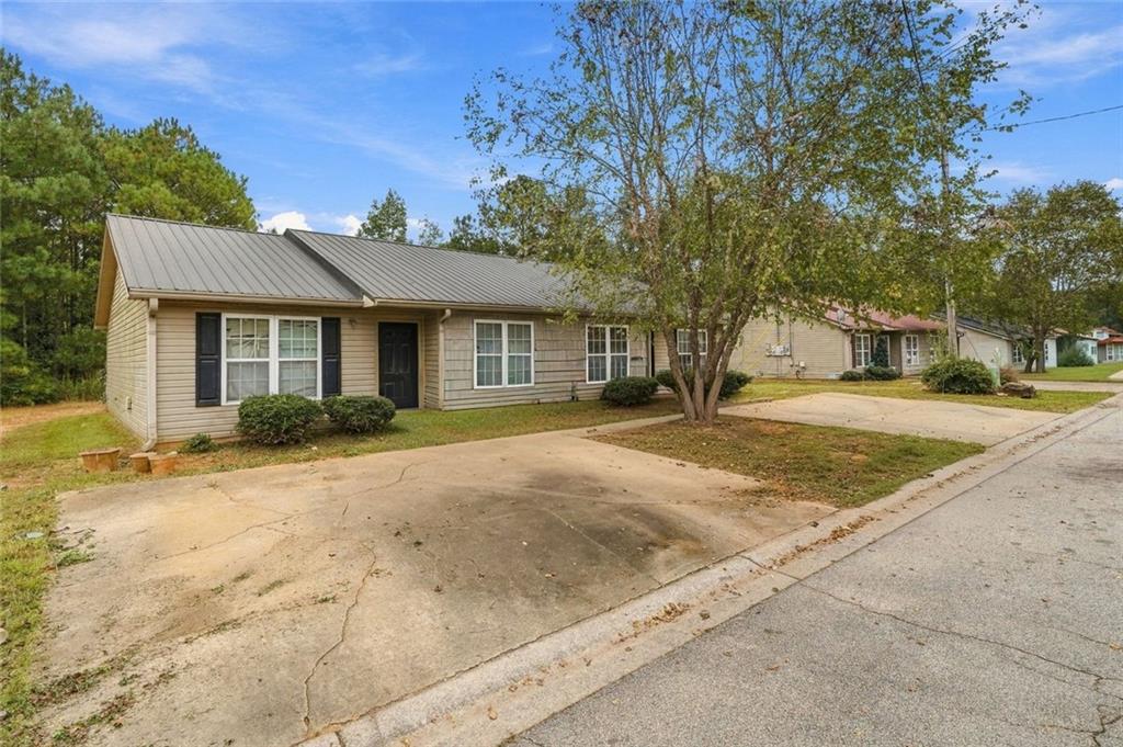 324 Avalon Drive Property Photo 4