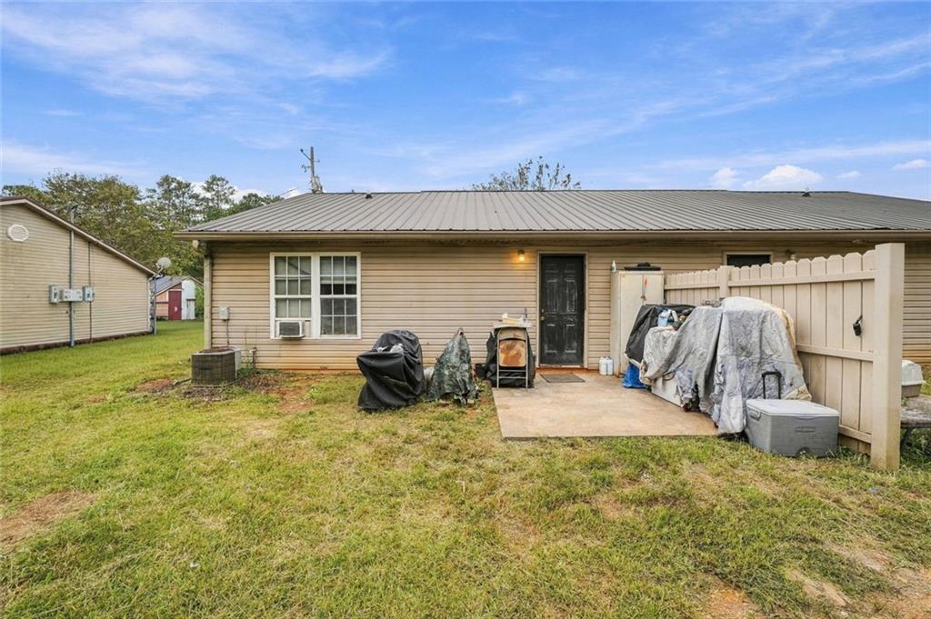 324 Avalon Drive Property Photo 5