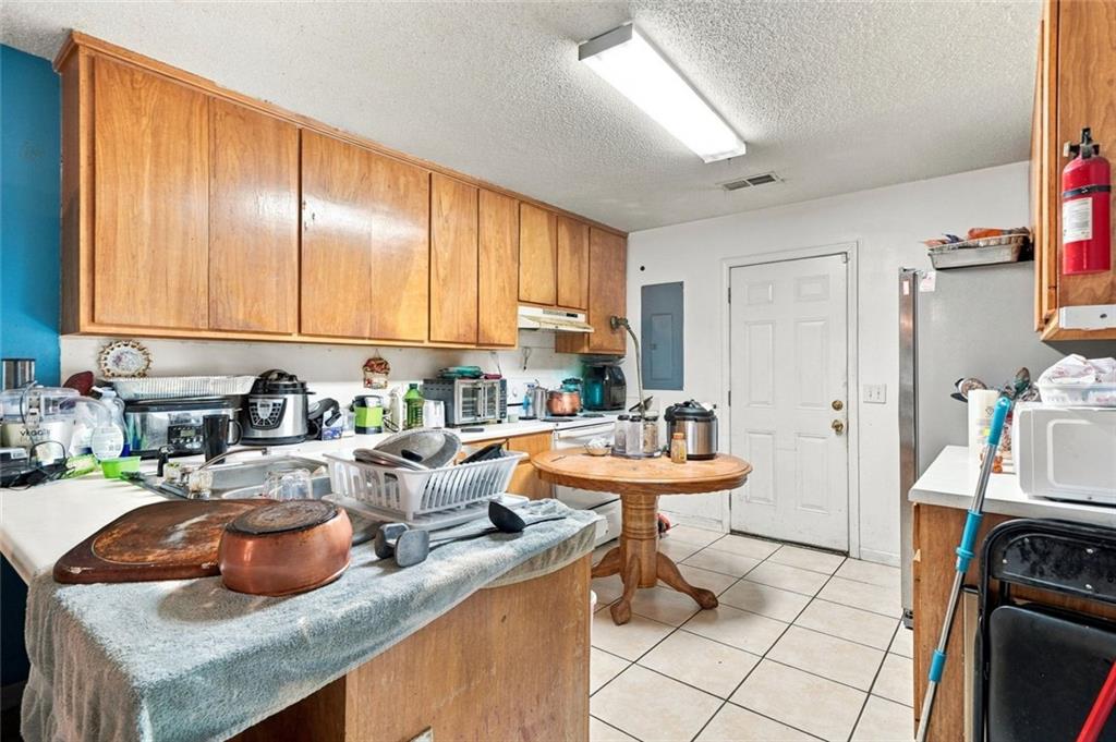 324 Avalon Drive Property Photo 10
