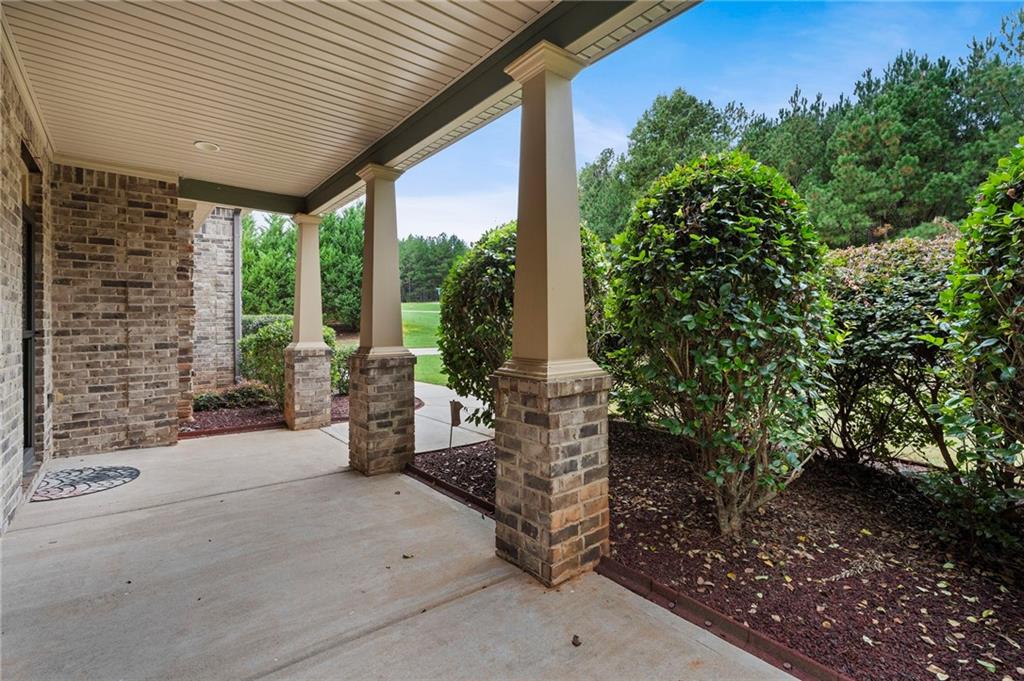 233 Arborview Drive Property Photo 8