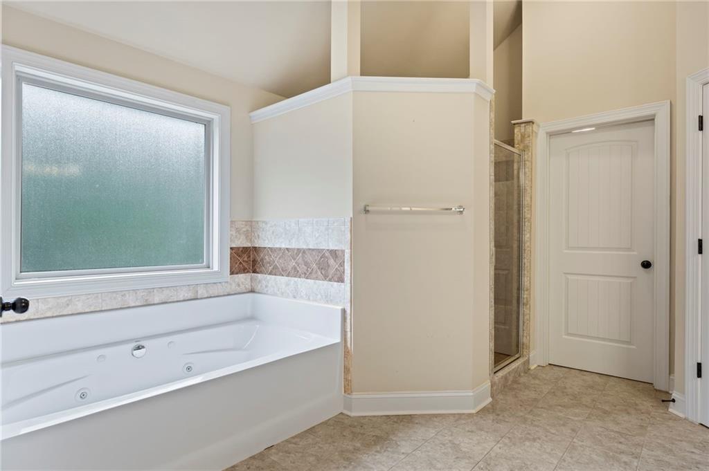 233 Arborview Drive Property Photo 42