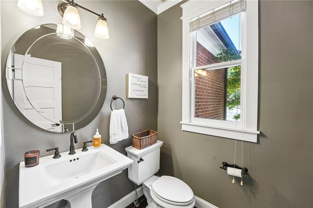 5345 Devonshire Way Property Photo 25