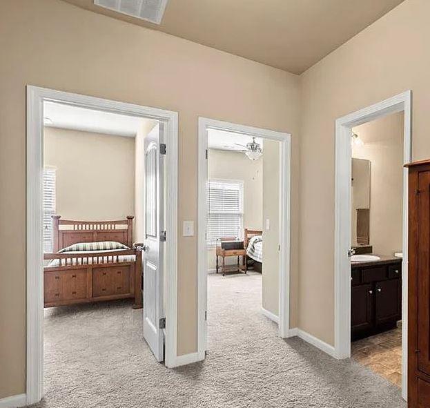 629 Oakside Place Property Photo 4