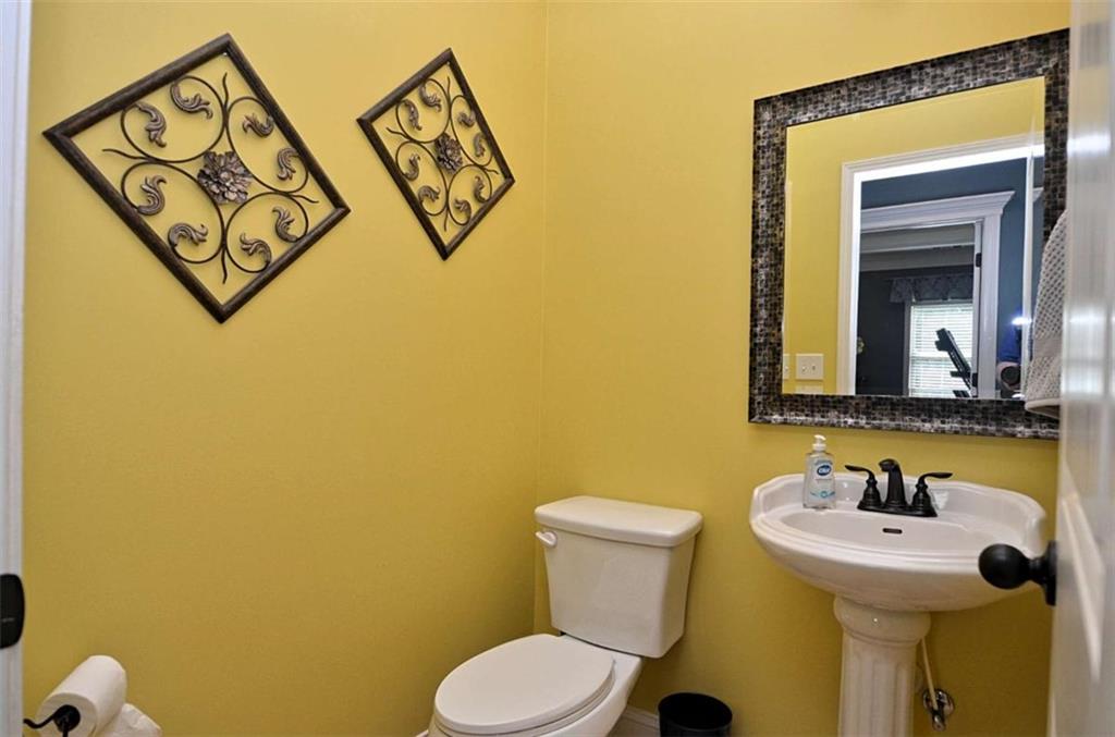 2429 St Martin Way Property Photo 28