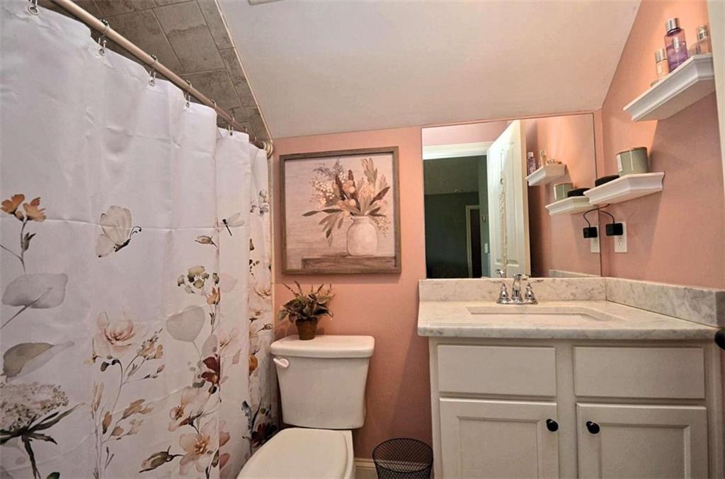 2429 St Martin Way Property Photo 34