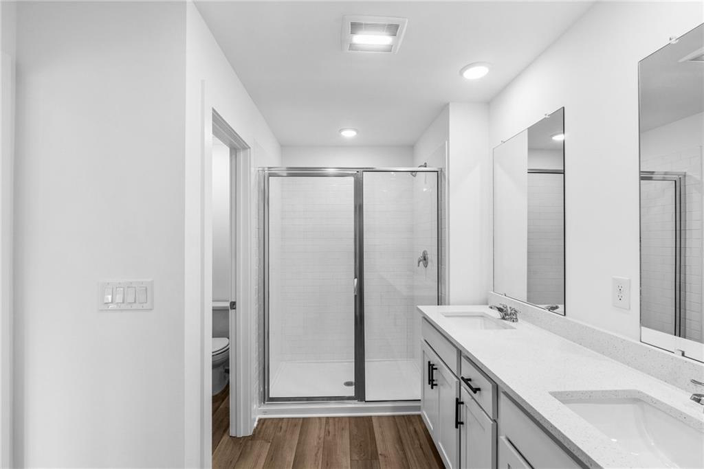 206 Redbud Road Property Photo 13
