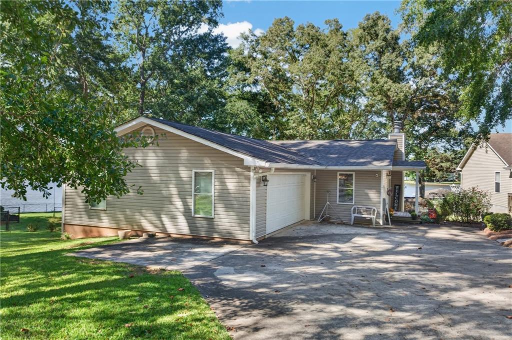174 Honeysuckle Road Nw Property Photo 1