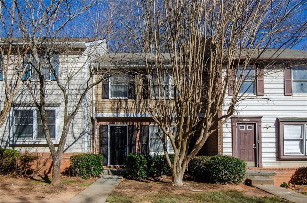 1066 Wedgewood Lane Property Photo 1