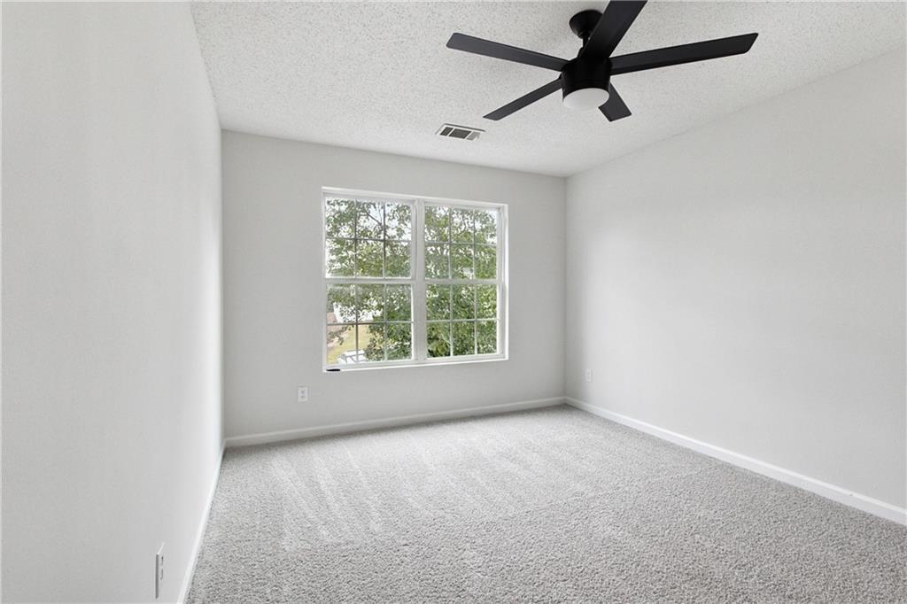 1508 Box Circle Property Photo 4