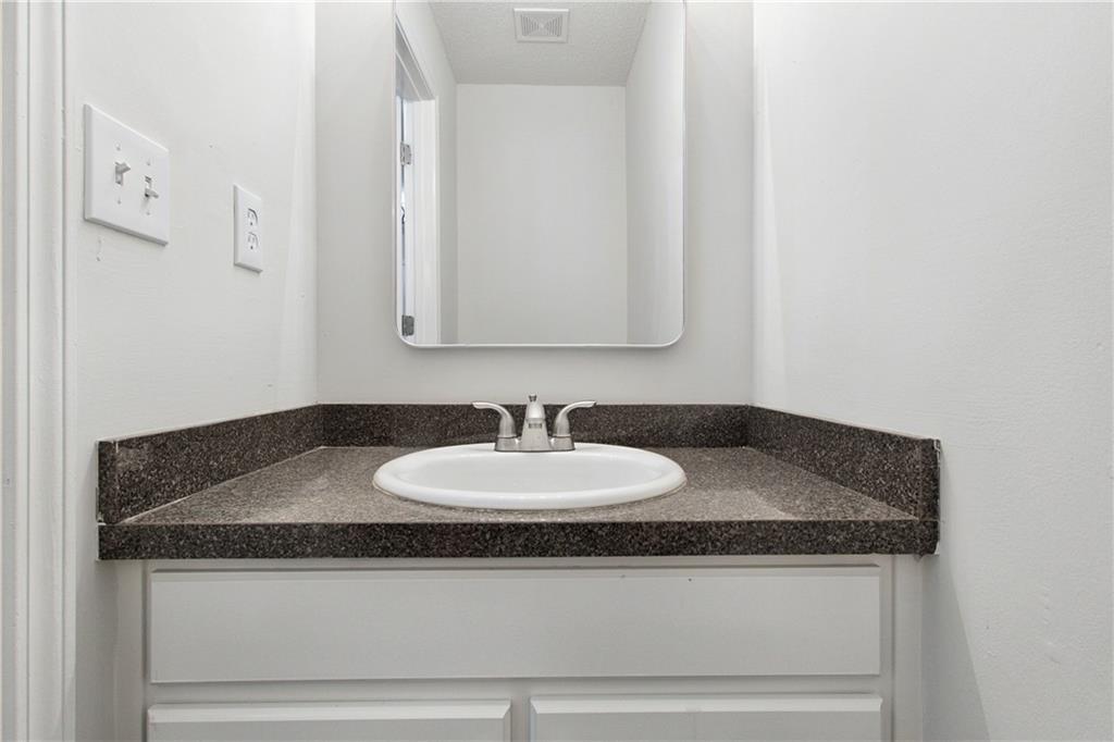 1508 Box Circle Property Photo 9