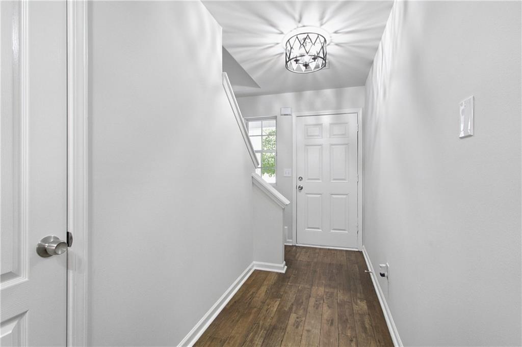 1508 Box Circle Property Photo 12