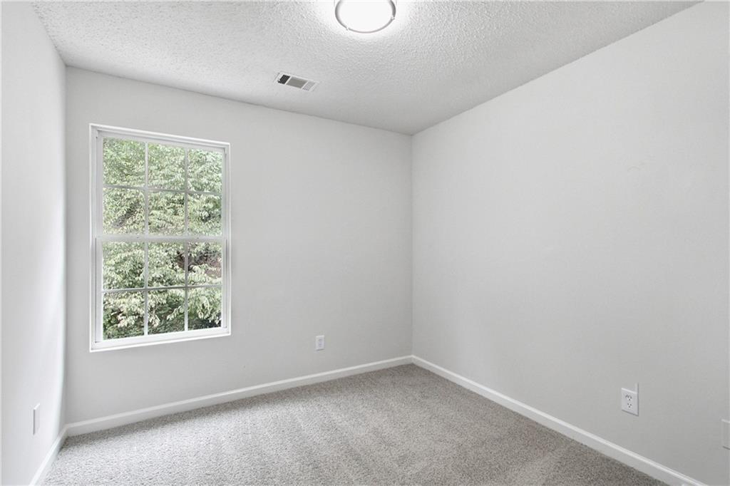 1508 Box Circle Property Photo 13