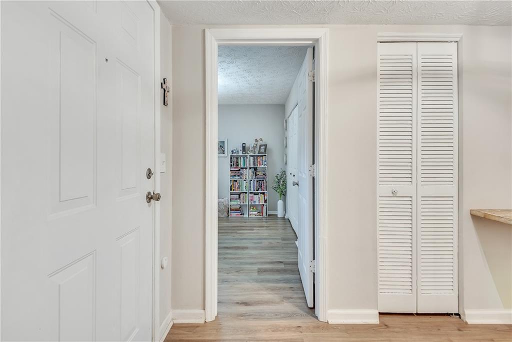 1605 Beaumont Circle Property Photo 6