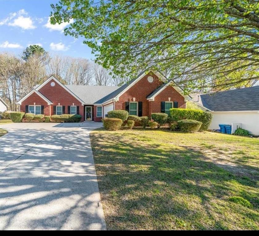 1840 Heatherton Road Property Photo 1