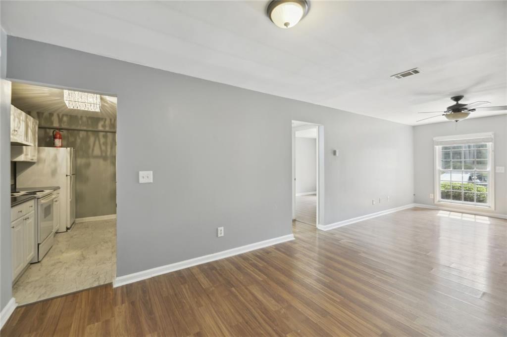 3091 Colonial Way Unit B1 Property Photo 5