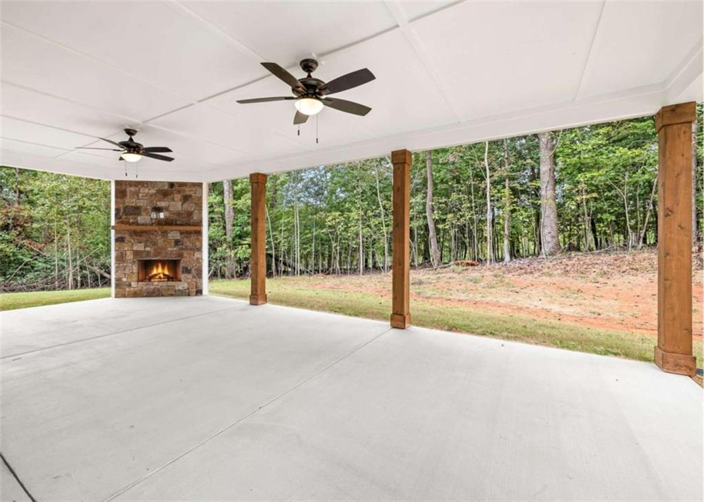 238 Signing Tree Trail Property Photo 14