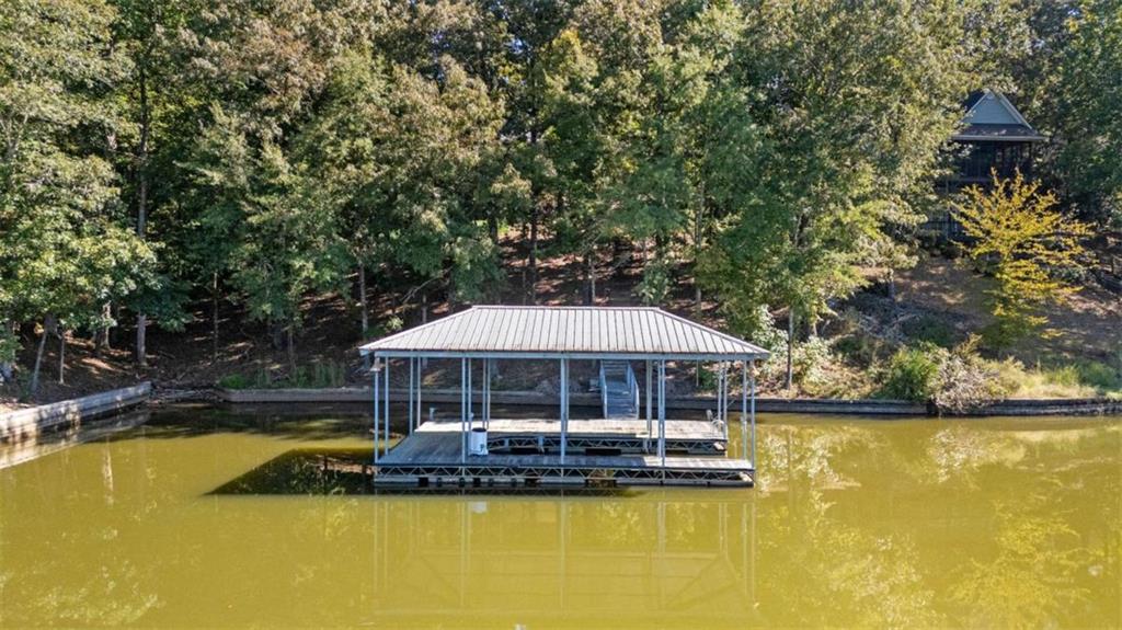 358 Muffit Property Photo 4