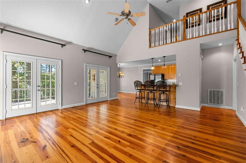 358 Muffit Property Photo 12