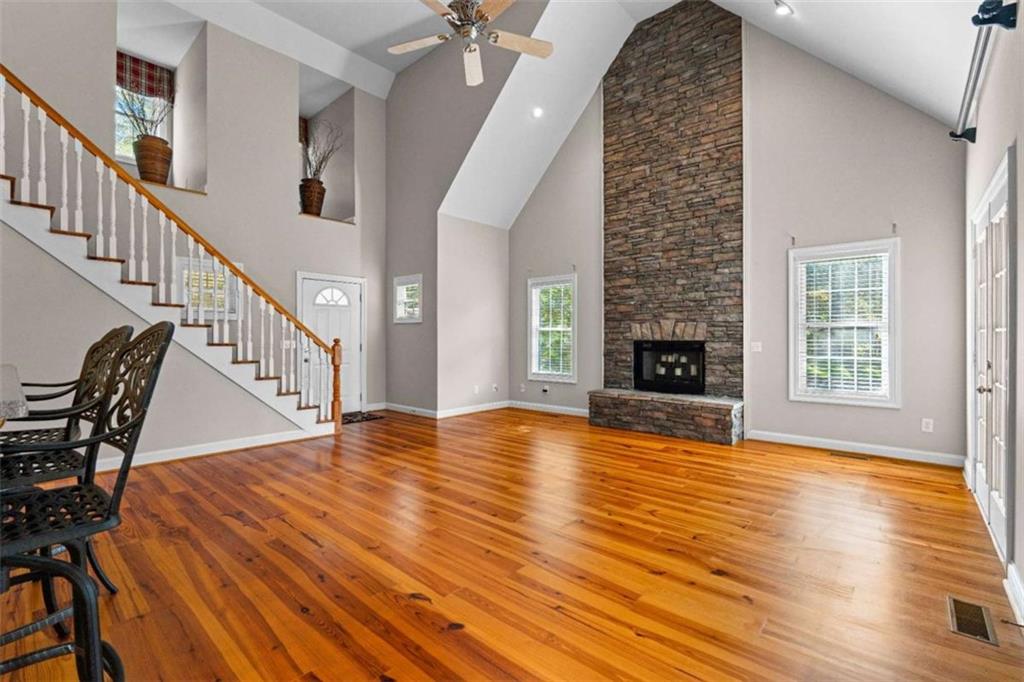 358 Muffit Property Photo 15