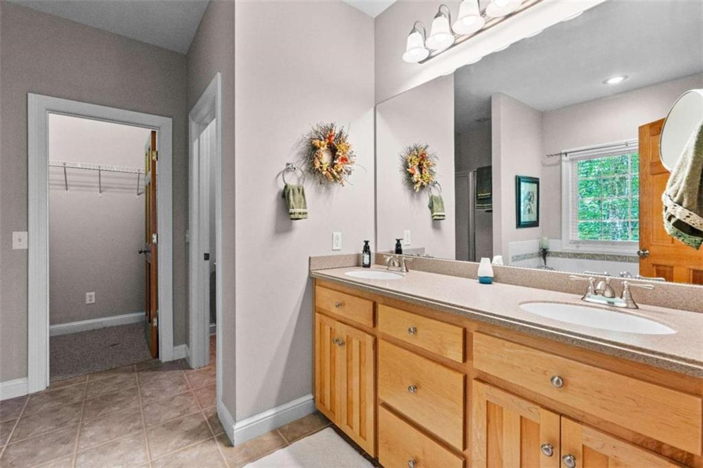 358 Muffit Property Photo 30