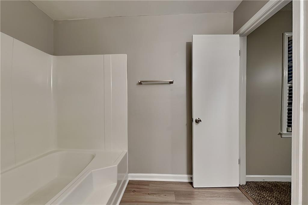 2211 Grayfield Drive Property Photo 10