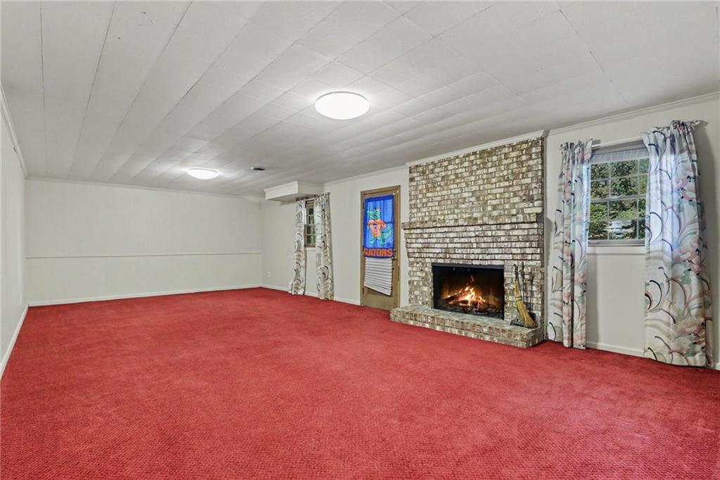 2027 Gainsborough Drive Property Photo 20
