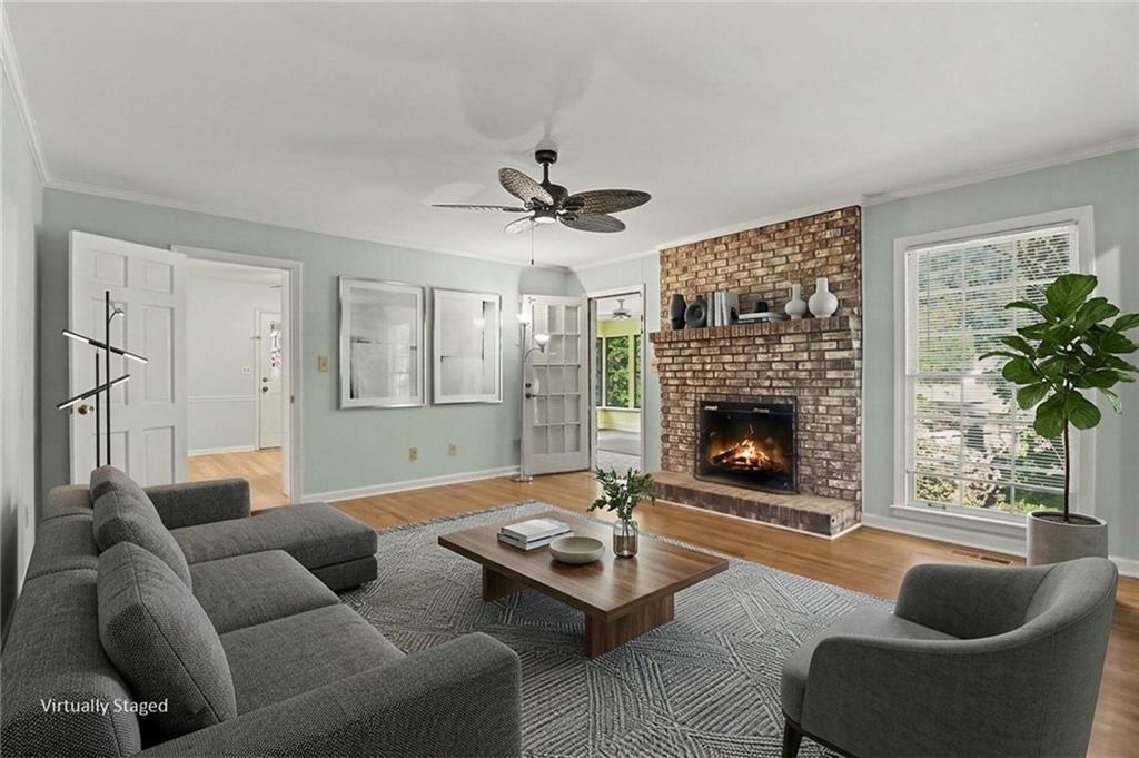 2027 Gainsborough Drive Property Photo 31