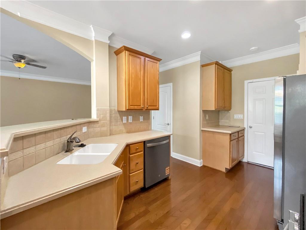 2511 Gadsen Walk Property Photo 19