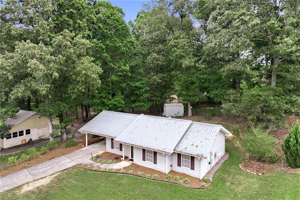 4844 Forest Boulevard Property Photo 5