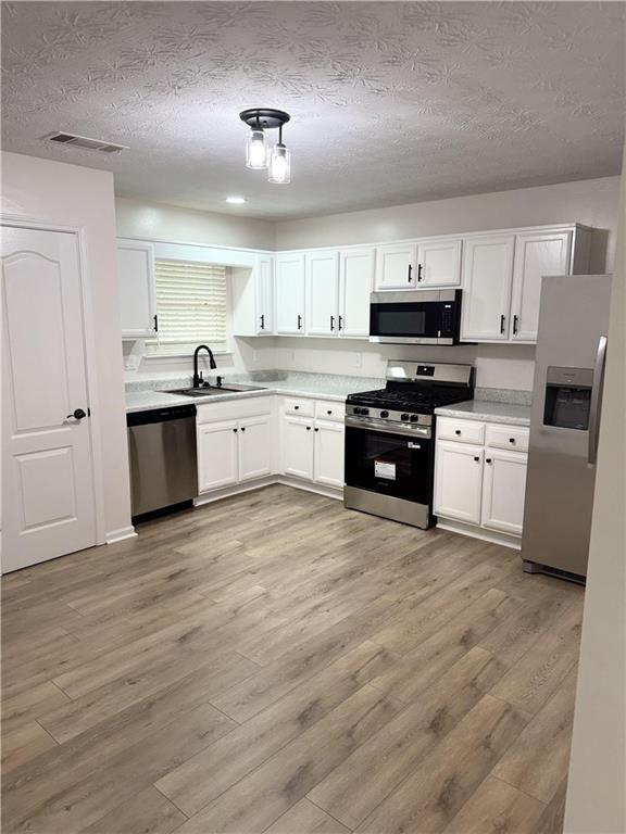 2937 Fields Drive Property Photo 4