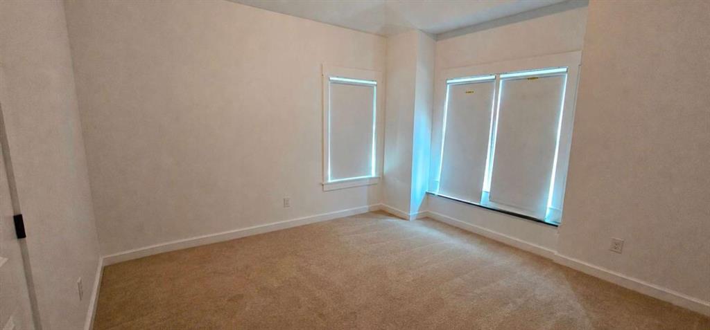 2110 E Roxboro Road E Property Photo 27