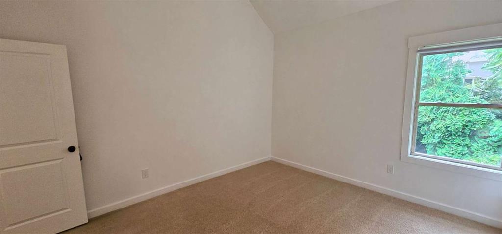 2110 E Roxboro Road E Property Photo 73