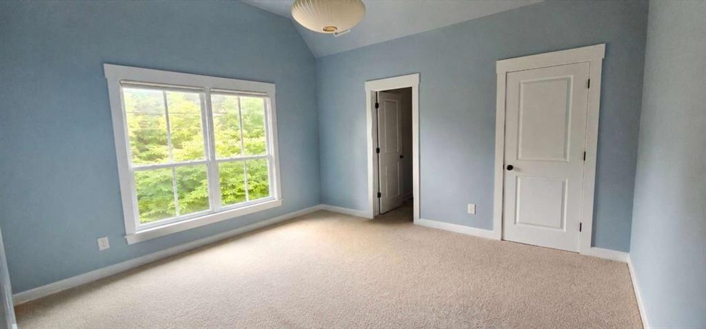 2110 E Roxboro Road E Property Photo 79