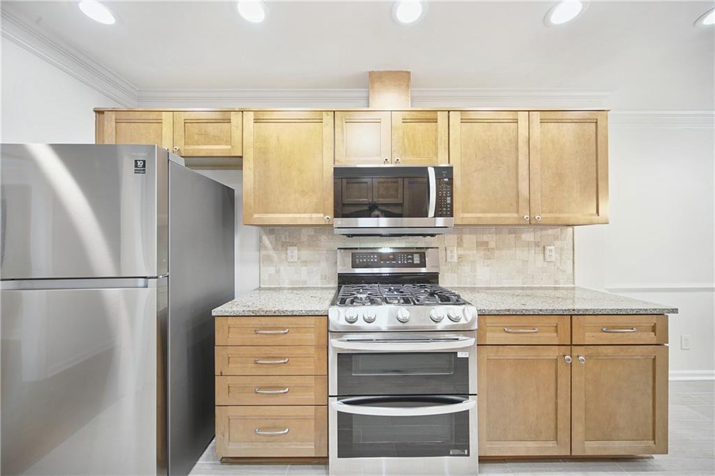 3067 Hillsong Circle Property Photo 11