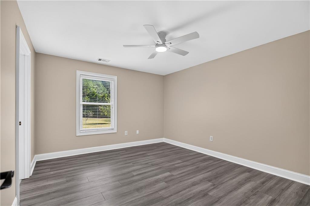 221 Valley Way Property Photo 18