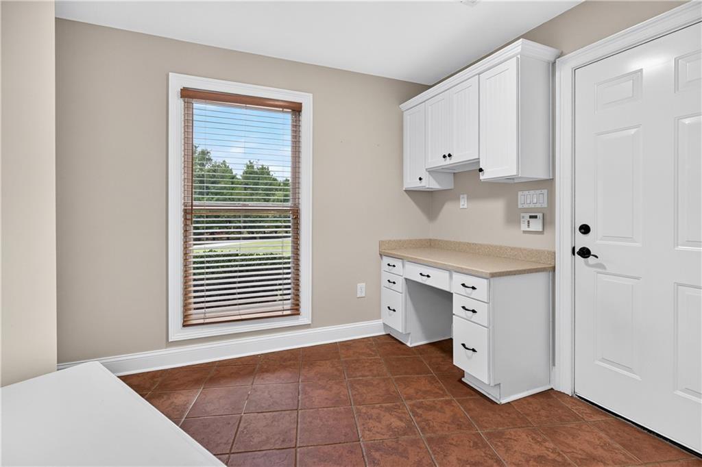 221 Valley Way Property Photo 22