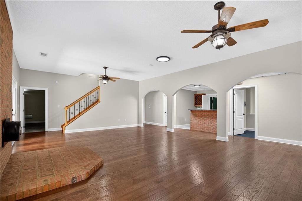 221 Valley Way Property Photo 35