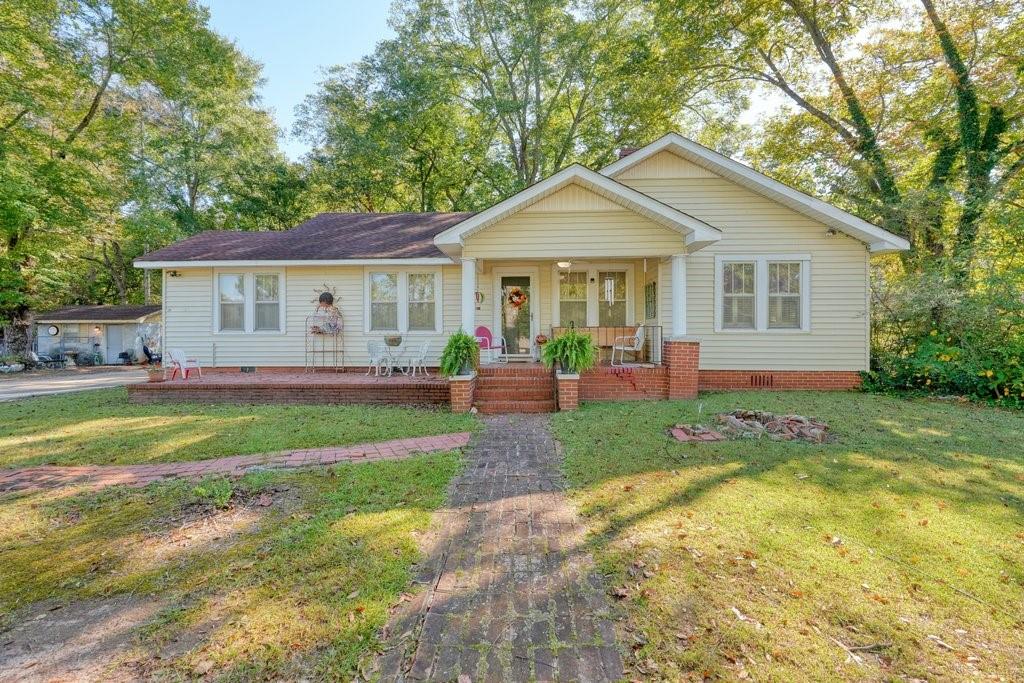 4334 E Cherokee Drive Property Photo 1