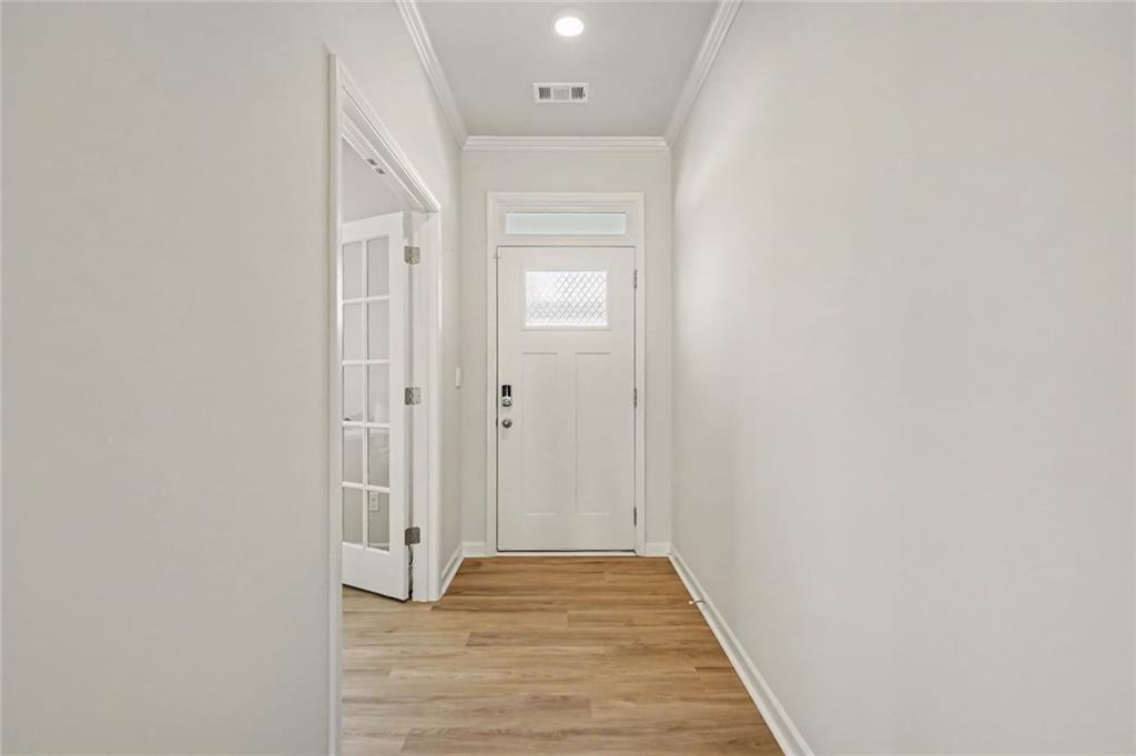 90 Hampton Terrace Property Photo 4