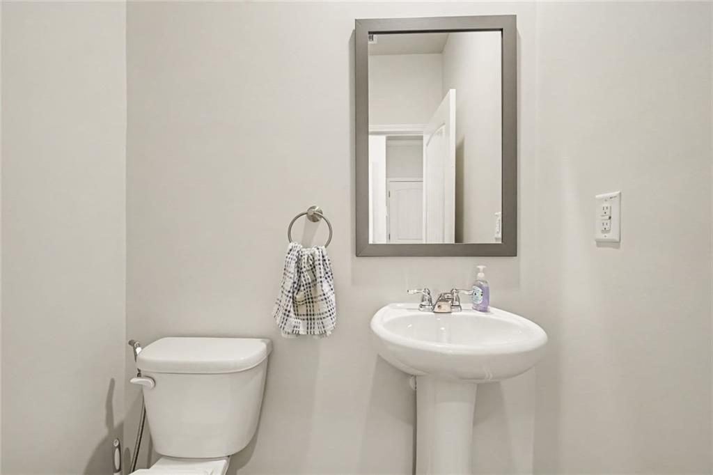 90 Hampton Terrace Property Photo 11