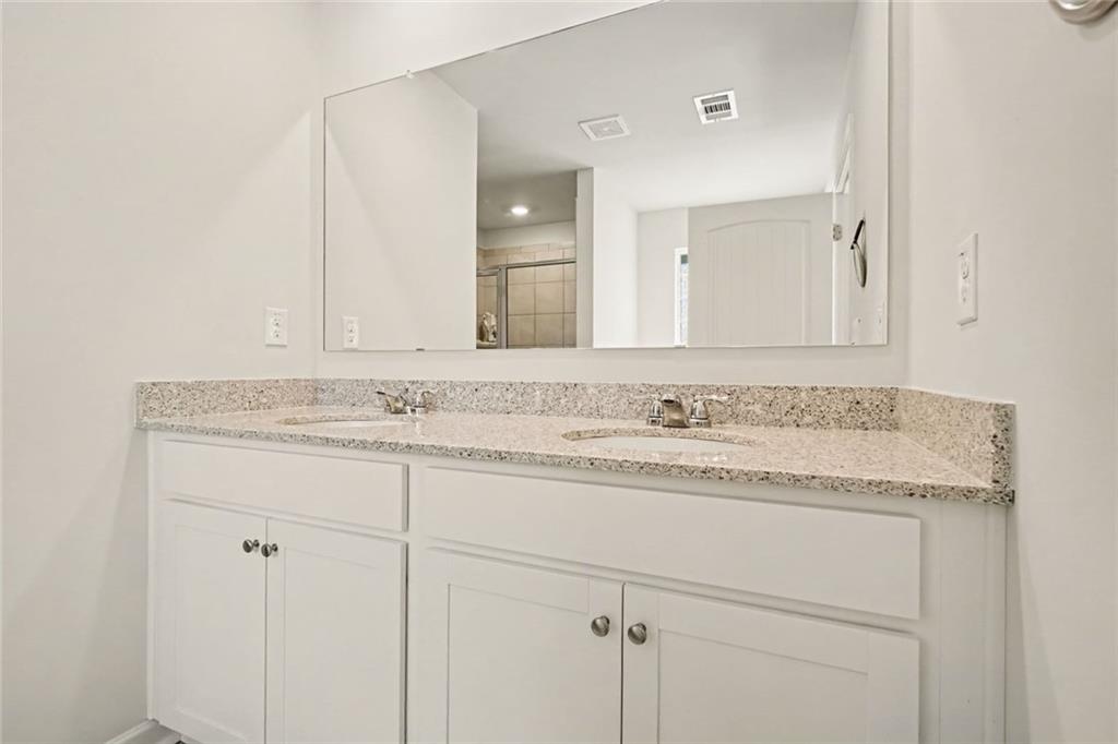 90 Hampton Terrace Property Photo 15