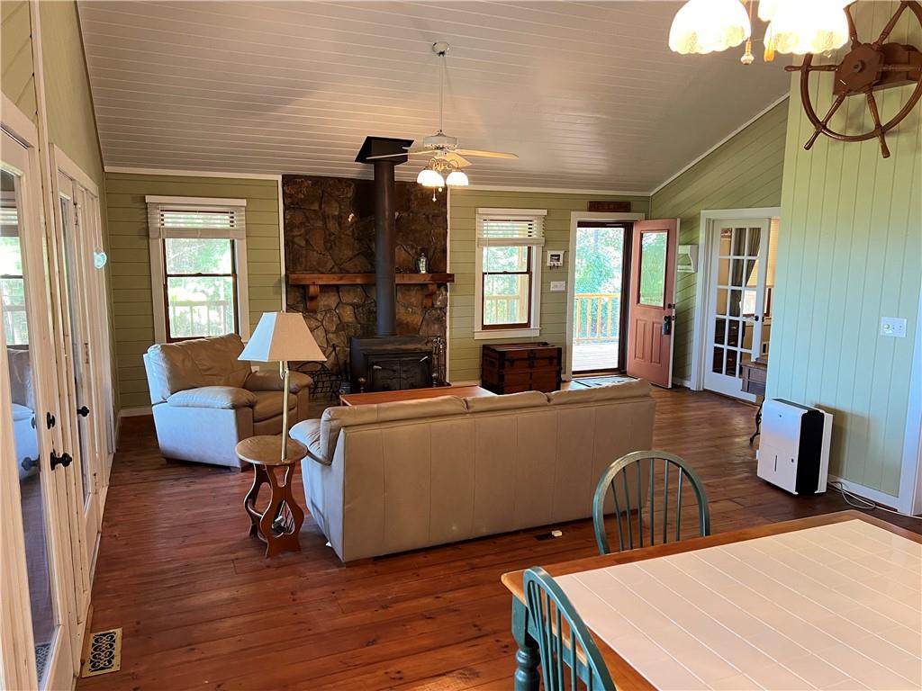 395 Skylark Way Property Photo 26